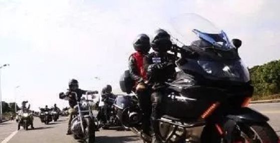重机摩托车，速度与激情的极致体验